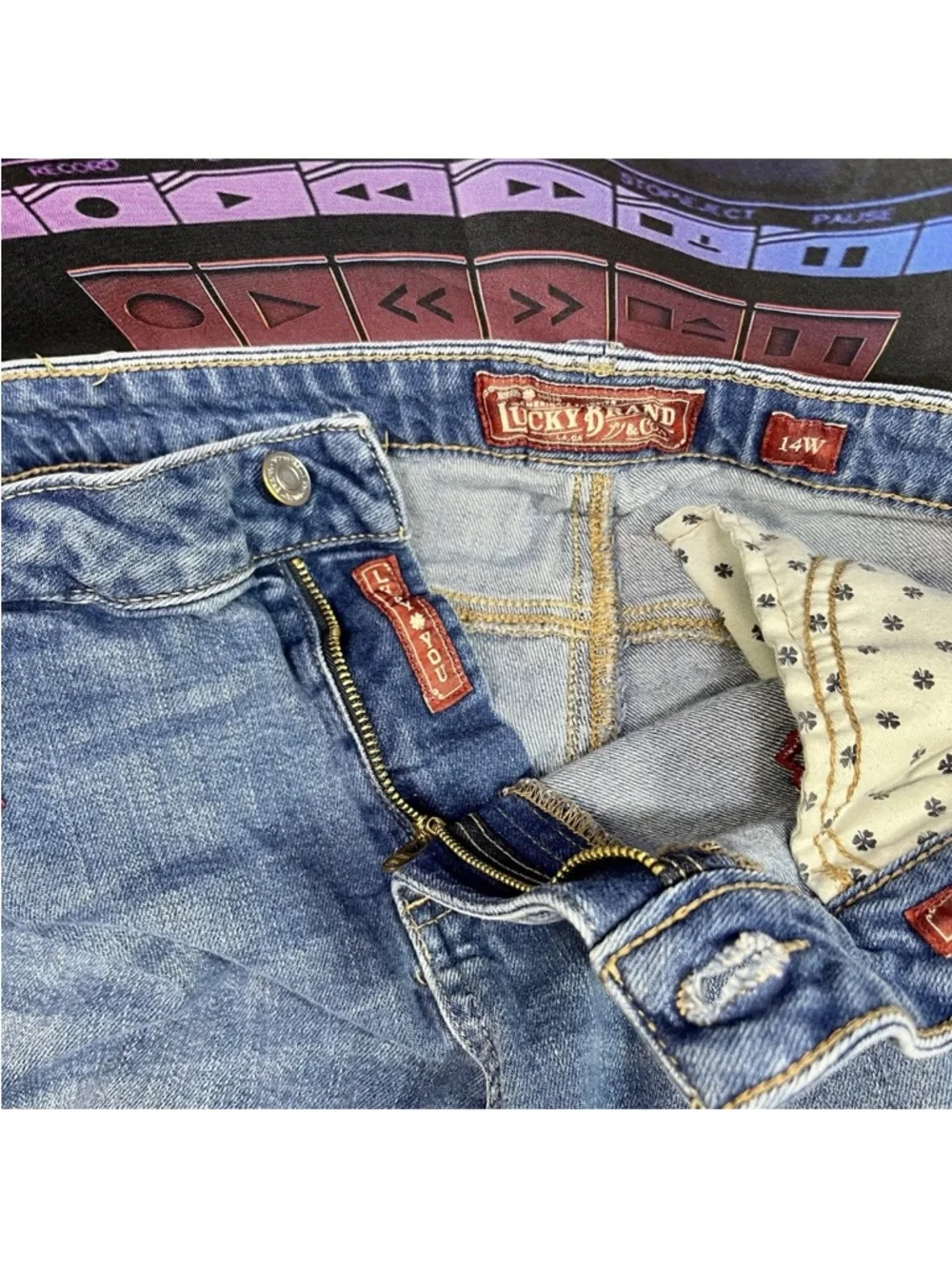 Lucky Brand Blue Embroidered Distressed Denim Shorts - Picture 10 of 11